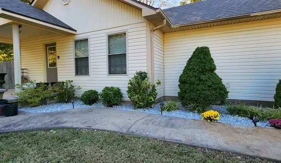 Mulch and decorative rock installation